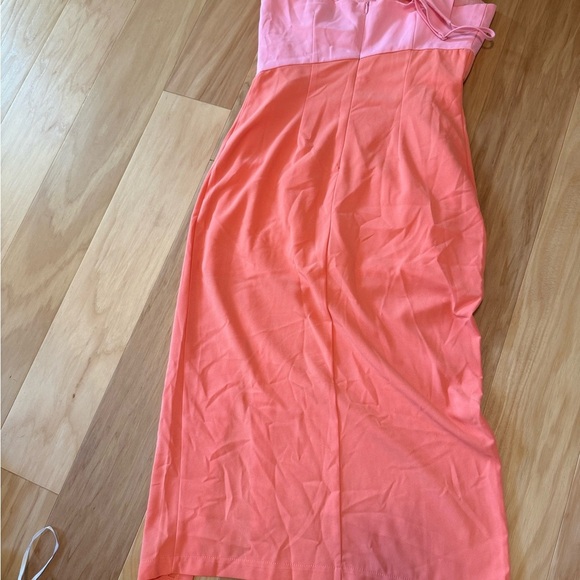 Petal & Pup Xiomar Dress - Picture 2 of 5